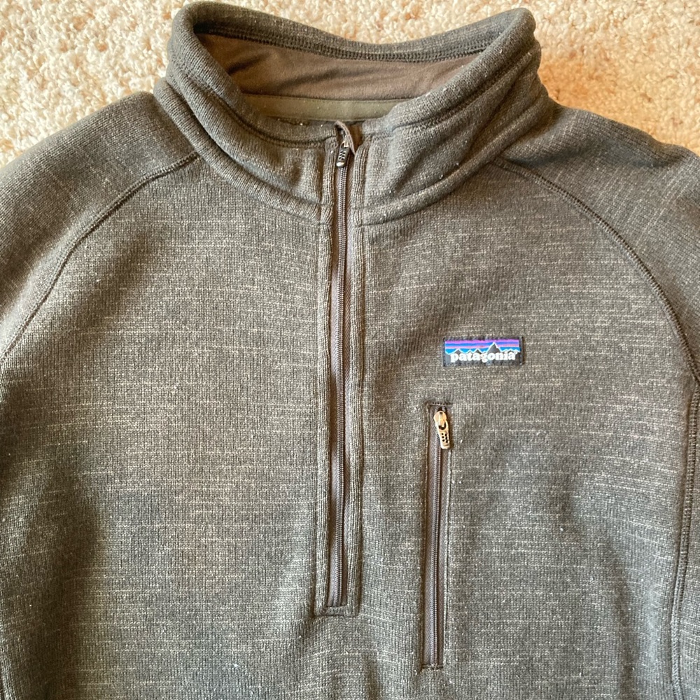 Patagonia Men’s Quarter Zip Sweater- size L - Gray